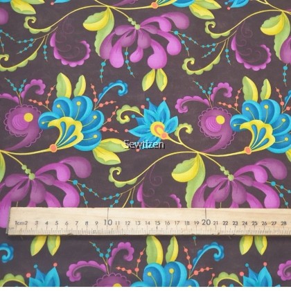 100% Cotton Fabric Soho Chic Brown Color Flower Motive, USA Designer Cotton Cloth